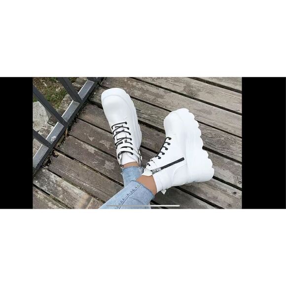 White platform, wedge, heeled punk style boots with Side buckles black zipper an - Picture 4 of 11